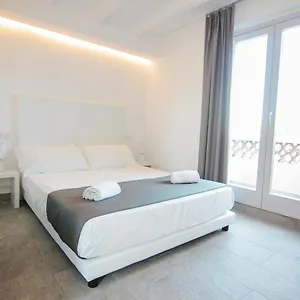 Bed and breakfast Maison Du Port 42, Saint-Tropez